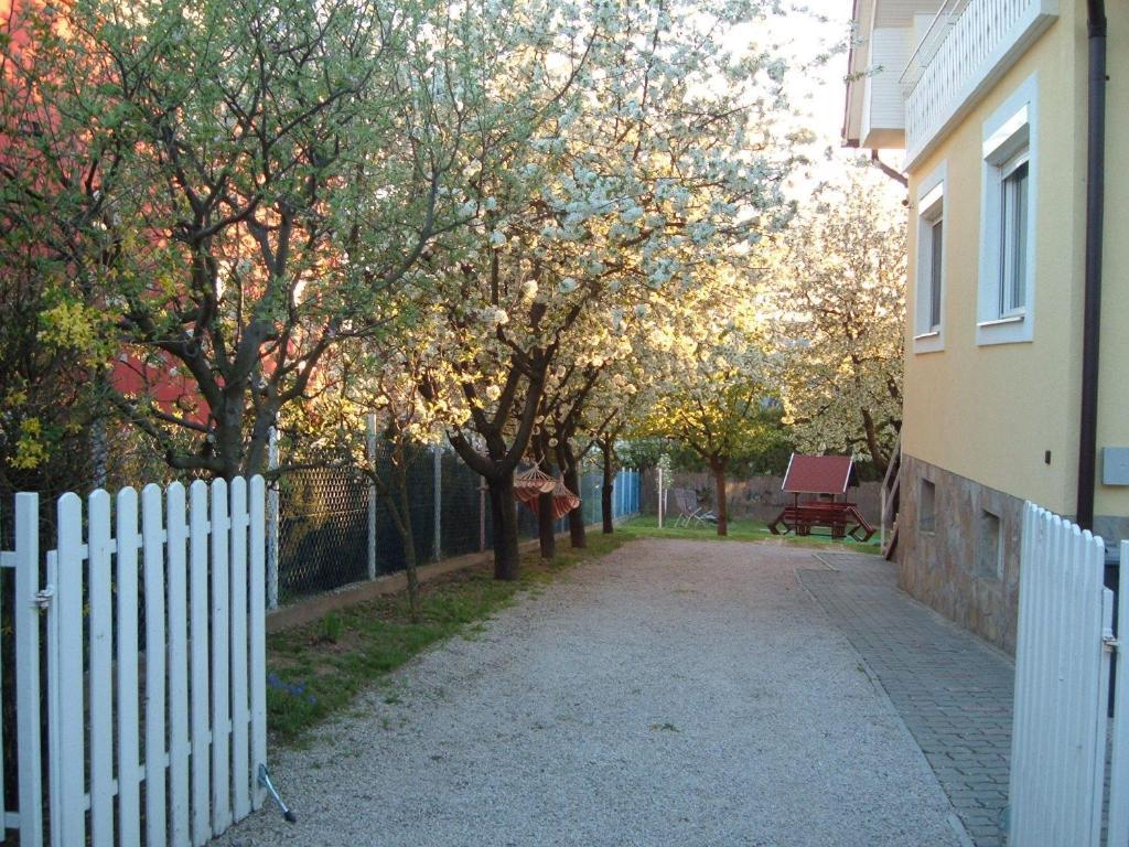 Apartman Heviz Holiday Номер фото